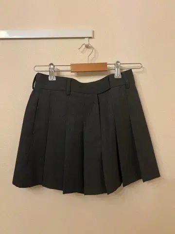 GROVE 한국 플리츠 미니스커트 그레이