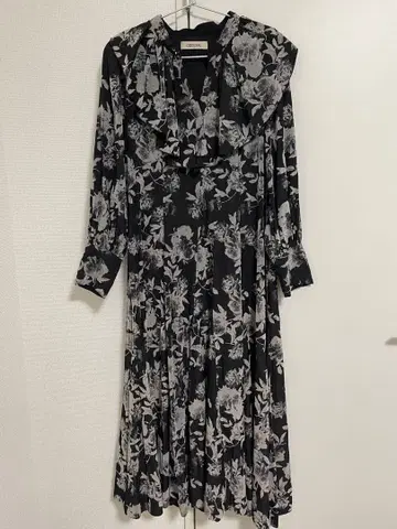 COCODEAL 꽃무늬 롱 원피스 긴팔 M 사이즈