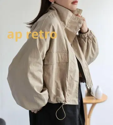 [ 새상품급 ] ap retro 크롭 스탠드 숏 블루종 베이지