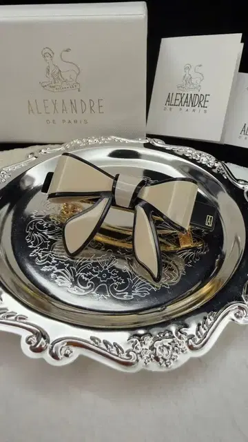 ALEXANDRE DE PARIS 리본 헤어 액세서리