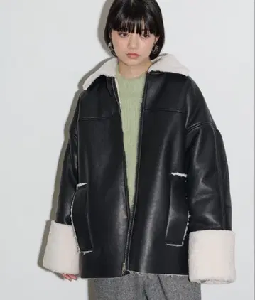 블랙 무스탕 보아 자켓 THE YOn