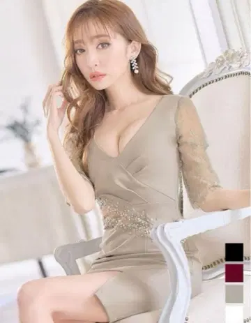 쥬얼스 JEWELS S 사이즈 베이지 미니 드레스