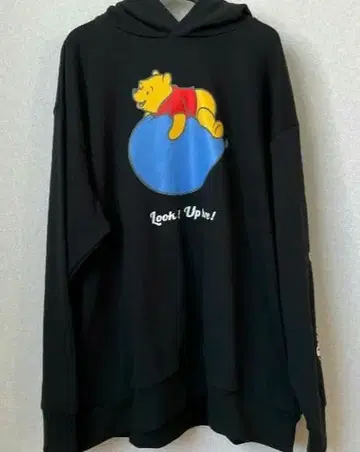 [ 새상품 ] 도쿄 디즈니 리조트 곰돌이 푸 후드티 맨투맨 L