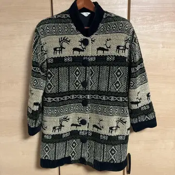 MILAKE 미레이크 루돌프 무늬 니트 스웨터