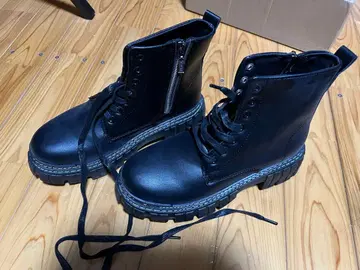 블랙 하이컷 부츠 사이드 지퍼 부착 JP24.5 EUR39 미사용 새상품