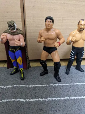 타이거 마스크 마에다 아키라 야마자키 카즈오 피규어 3체 세트