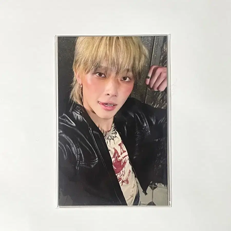 &team Nicholas pop up photocard holder photocard andteam Yuma Jo