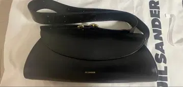 질샌더 칸노로 스몰 블랙 가죽 숄더백