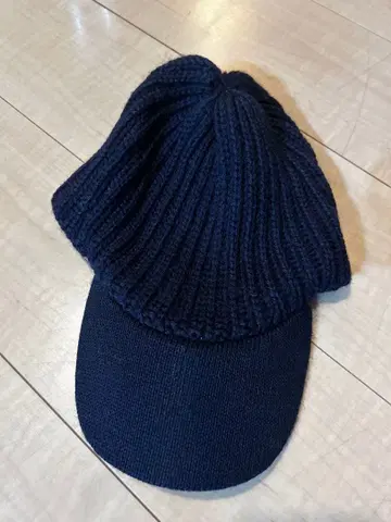 하이랜드 2000 챙 부착 니트 모자