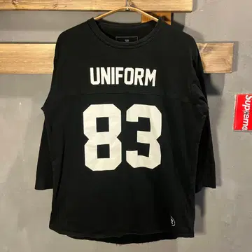 UNIFORM EXPERIMENT 넘버링 로고 7부 소매 풋볼