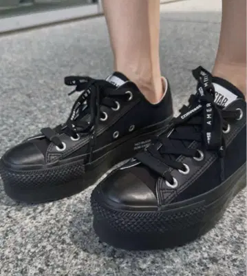 CONVERSE x AMERI 콜라보 스니커즈 22.5cm