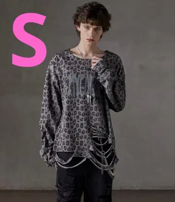 그랑시 올 패턴 큐빅 그래픽 롱 T