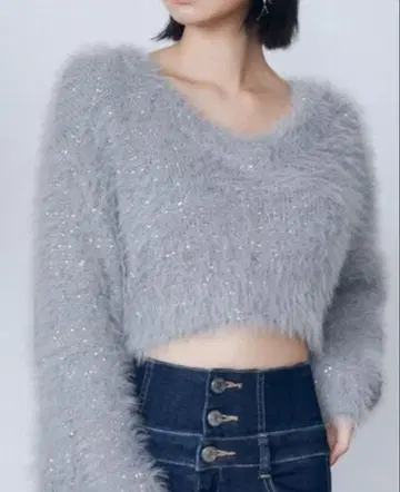 샤기 시퀸즈 니트