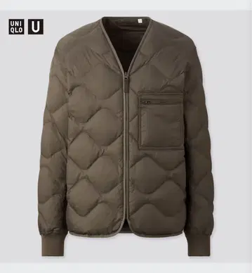 새상품급 유니클로 U 리사이클 다운 자켓 다크 그린 사이즈 M