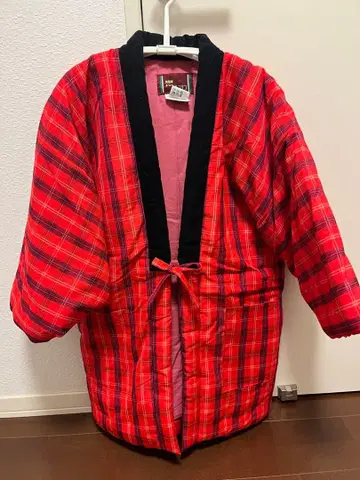 쿠루메 한텐 빨간색과 블랙 체크 무늬 도테라