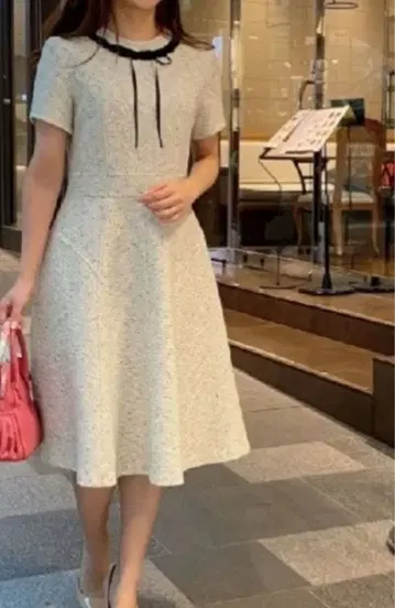 아베닐 에투알 트위드 리본 원피스