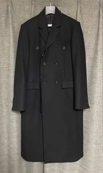 YUKI HASHIMOTO 블랙 더블 브레스트 롱 코트 22AW
