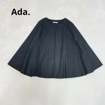 Ada. 깔끔한 실루엣 연출 크루넥 케이프 코트 판초