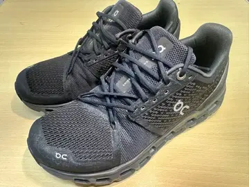 초레어 초고가! 지금은 단종된 ON 클라우드 스트라토스 25.5cm