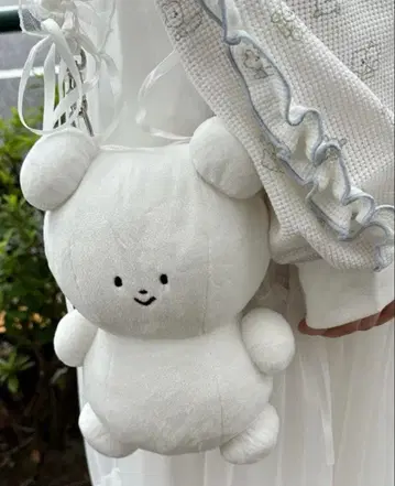 merry Jenny peichan 콜라보 곰돌이 프릴 미니백