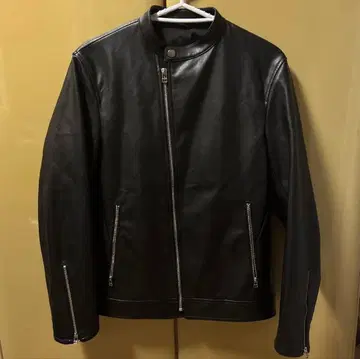 새상품급 PLST 가죽 싱글 라이더 자켓 블랙 남성용 S