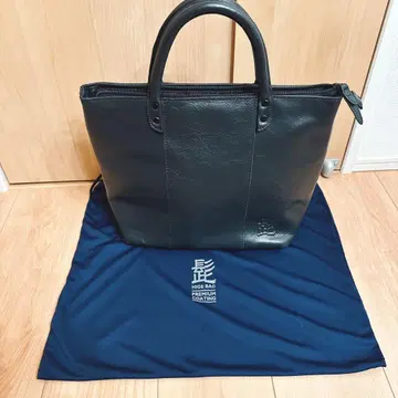 네이비 가죽 토트백 (수납 봉투 포함)