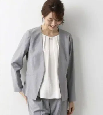 컨디션 최상 글로벌 워크 우츠쿠 실루엣 셋업 M&S 그레이 워셔블