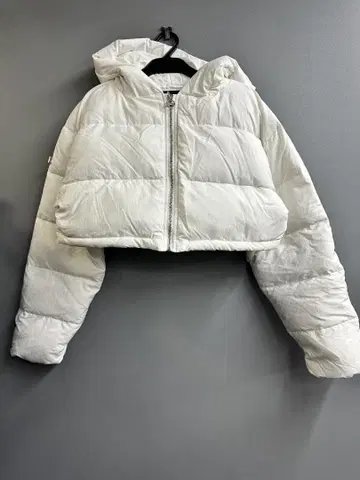 Darich (다리치) 크롭 퍼프 다운 자켓