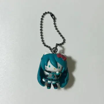 보컬로이드 x 헬로키티 볼체인 마스코트