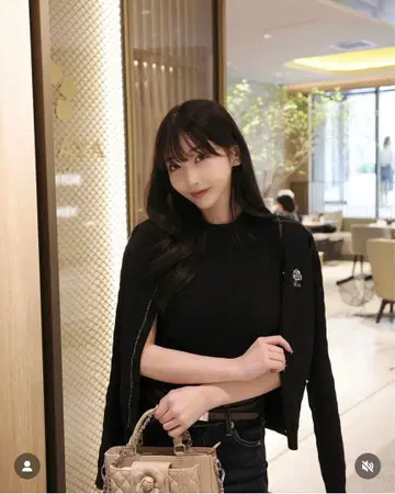 Riu Rose 케이블 가디건 니트 블랙