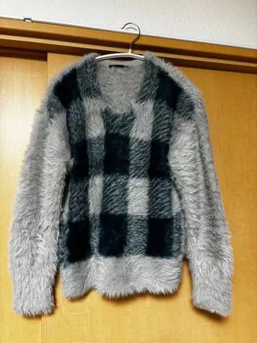 새상품급 BARNYARDSTORM 체크 무늬 니트 그레이