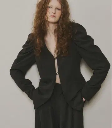 J1U by LA BELLE ETUDE 클래시컬 퍼프 슬리브 자켓