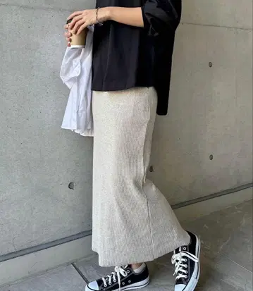 andme 셀프컷 리브 롱 타이트 스커트 2세트