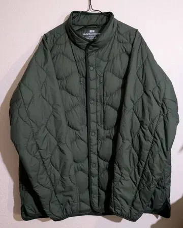 UNIQLO 화이트 마운티니어링 다운 자켓 XXL