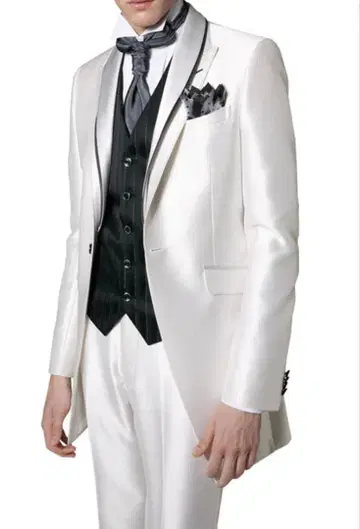 [클리닝 완료] 고급 화이트 턱시도 4세트