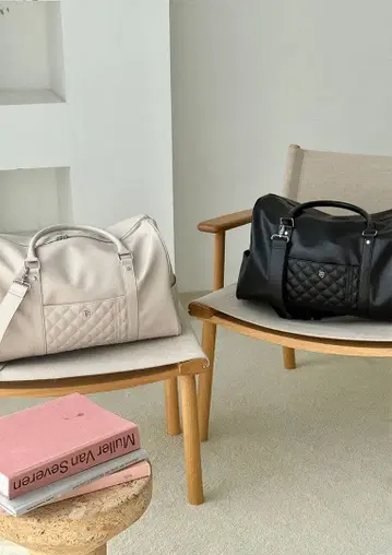 Riu Leather traveling bag 베이지