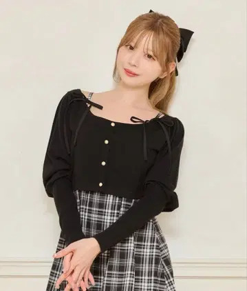 아프레 주르 퍼프 슬리브 숏 니트