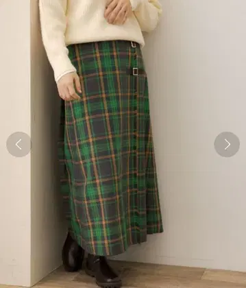 소니 레벨 랩 체크 플리츠 스커트