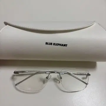 BLUE ELEPHANT 안경 실버
