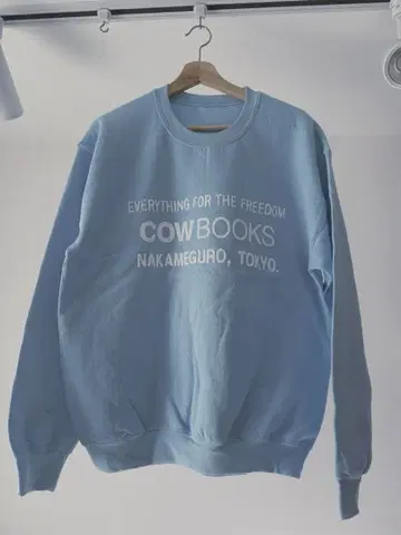 새상품 COWBOOKS 맨투맨 크루 M 사이즈