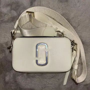 MARC JACOBS 더 스냅샷 DTM 화이트 숄더백