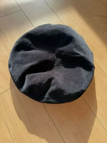 [ La Maison de Lyllis ] 베레모 스웨이드