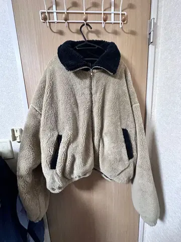 베이지 플리스 보아 자켓