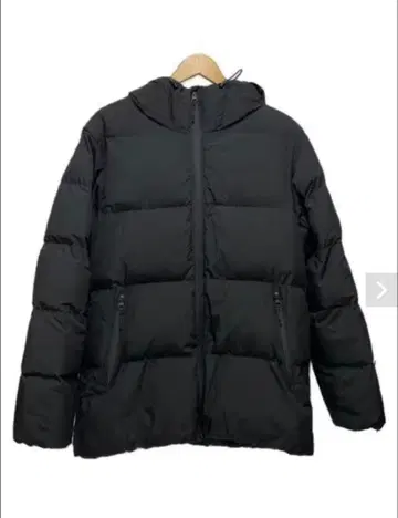 블랙 다운 자켓 후드 부착 M 사이즈