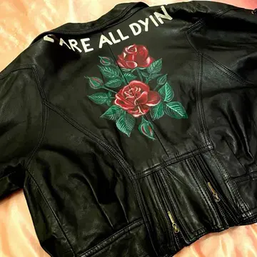 장미 페인트 블랙 라이더 자켓