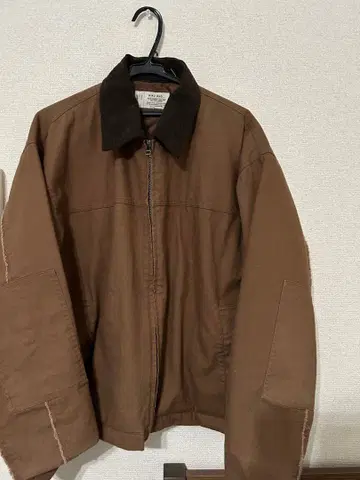 브라운 점퍼 코듀로이 옷깃