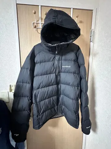 mont-bell 다운 자켓 블랙