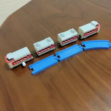 캡슐 프라레일 381계 특급 야쿠모 4량 편성