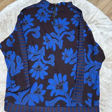 HIROKO KOSHINO 히로코비스 니트 스웨터 하프 지퍼 꽃무늬