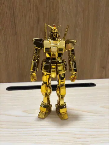 건담베이스 한정판 MG RX-78-2 건담 Ver.3.0 (골드)